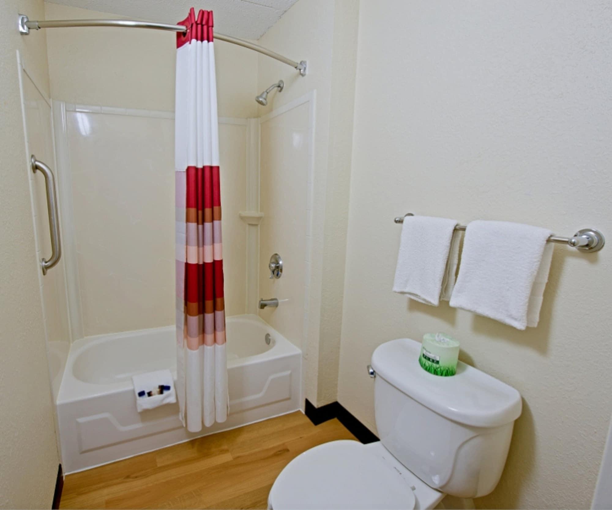 Red Roof Inn Philadelphia - Oxford Valley Langhorne Luaran gambar